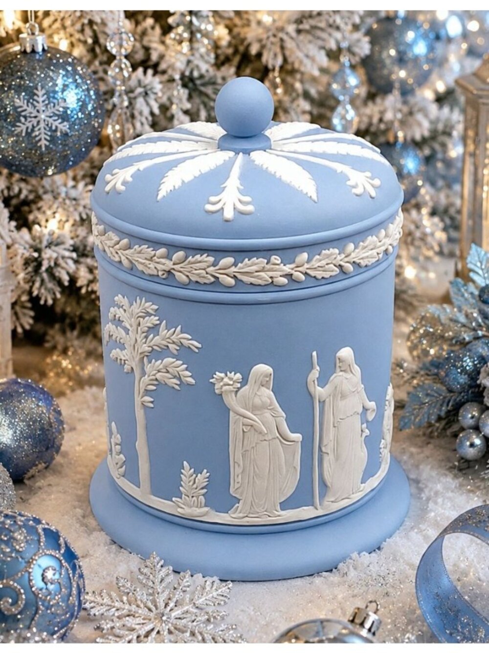 Vtg Wedgwood Blue & White Jasperware 4.5" Tobacco Jar W/ Lid Mint Condition Eleg